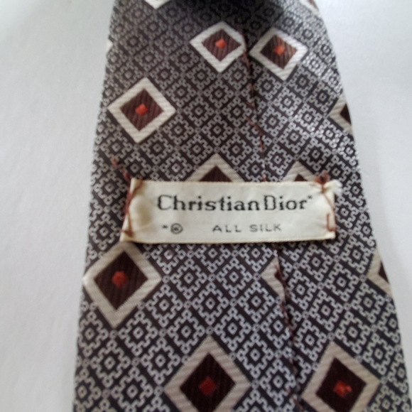 Christian Dior tie 53" long - Picture 3 of 7
